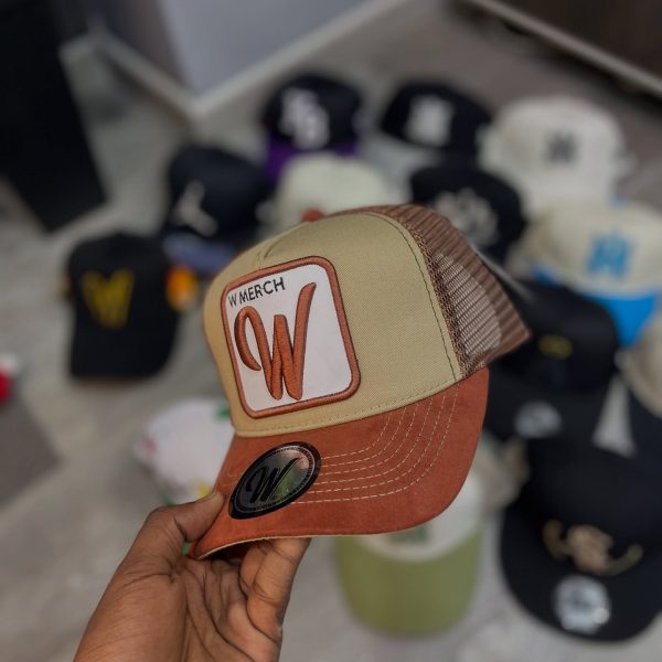 W-MERCH - Imagen 3