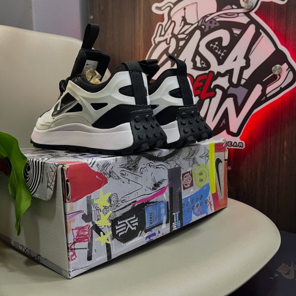 NIKE BAILLELI - Imagen 2