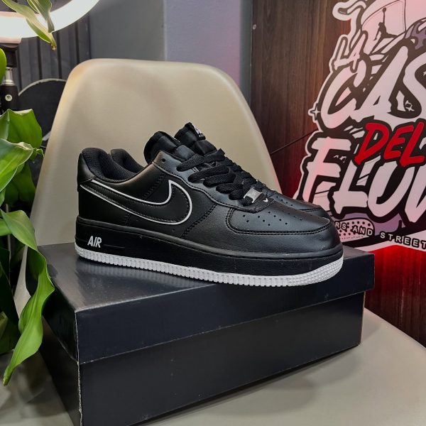 NIKE AIR FORCE 1 BLACK