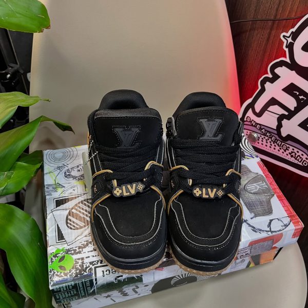 LOUIS VUITTON TRAINER MAXI BLACK BROWM - Imagen 2