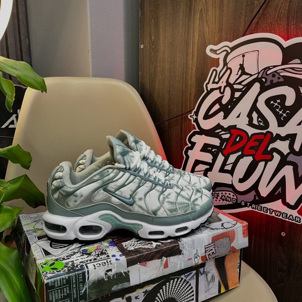 NIKE TN VERDE MENTA