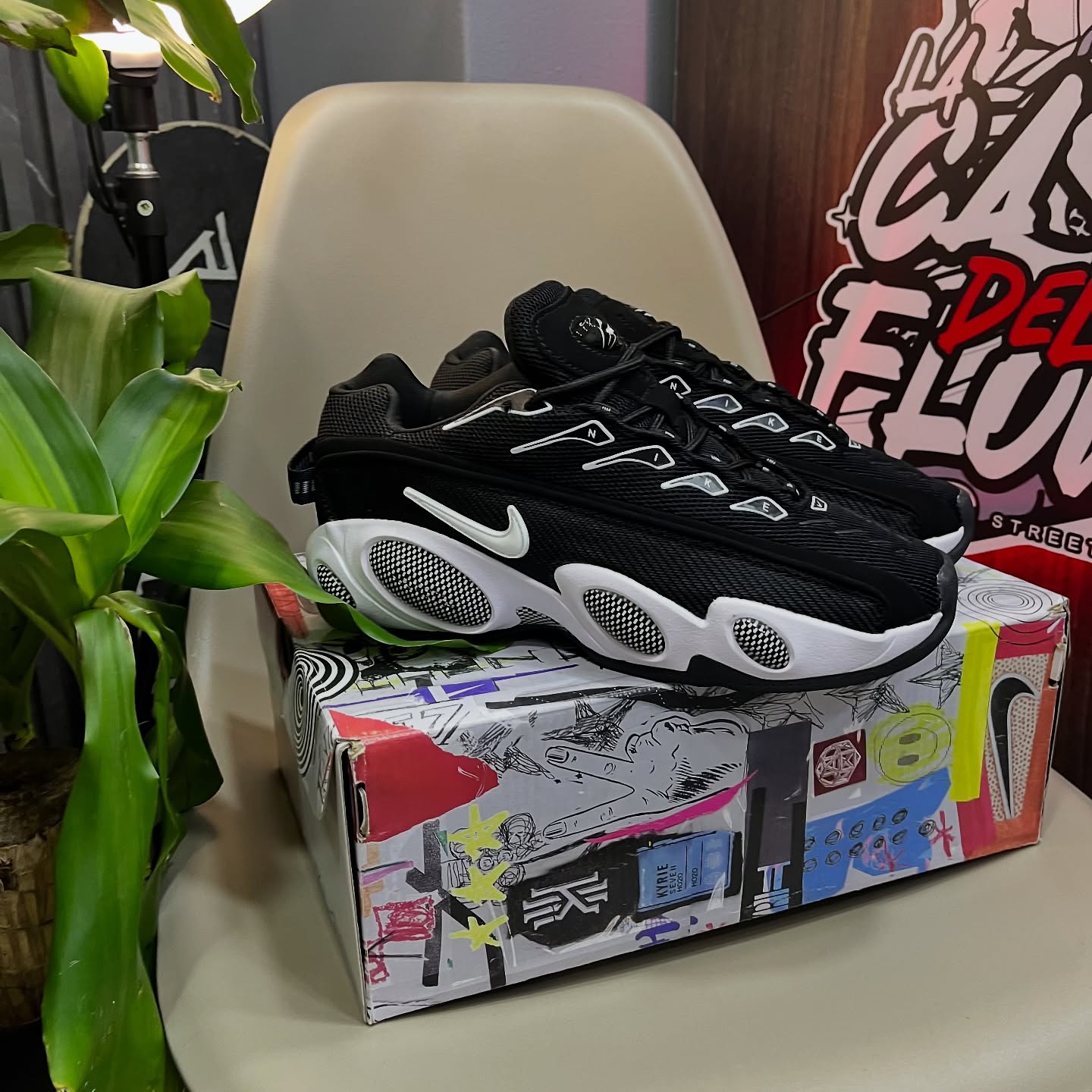 NIKE NOCTA NEGRA CON BLANCO - Imagen 2