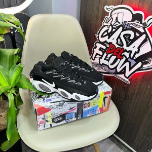 NIKE NOCTA NEGRA CON BLANCO