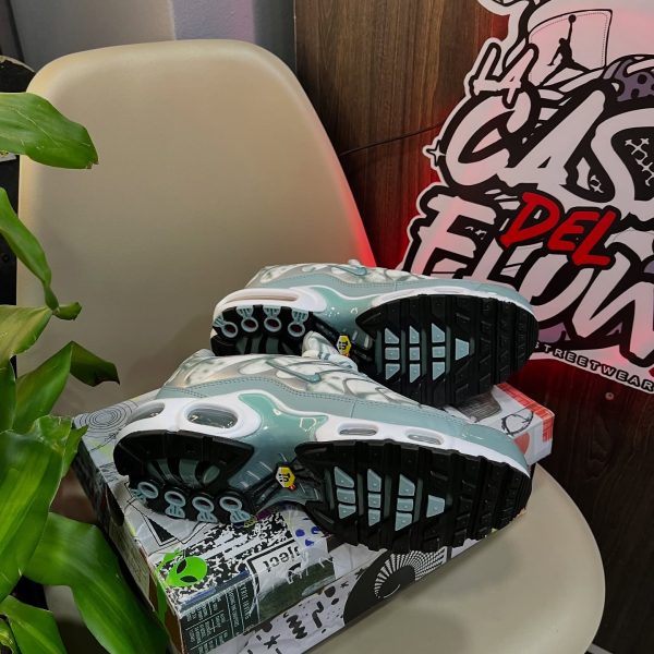 NIKE TN VERDE MENTA - Imagen 2