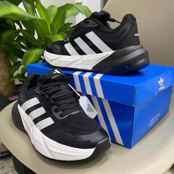 ADIDAS ADISTAR