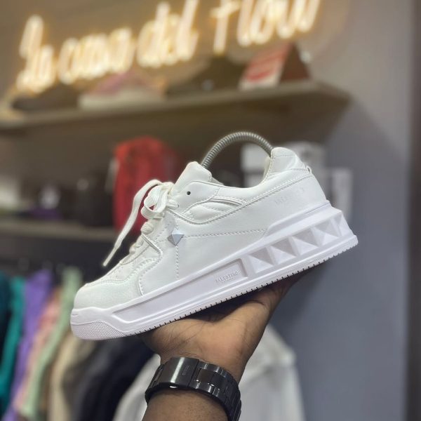 VALENTINO