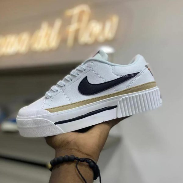 NIKE COURT LEGACY PLATAFORMA
