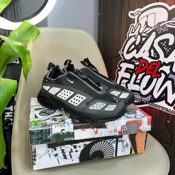 NIKE AIR MAX SUNDER