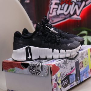 NIKE FREE METCON 5