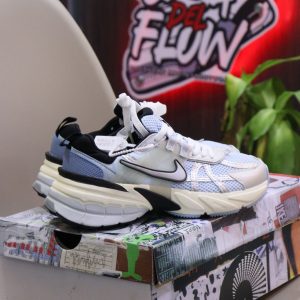 NIKE V2K