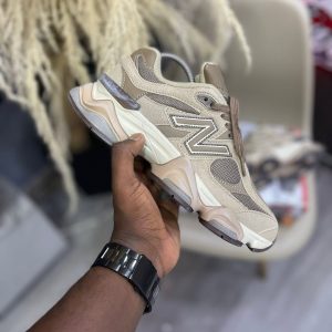 NEW BALANCE 9060