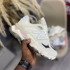 NEW BALANCE 9060
