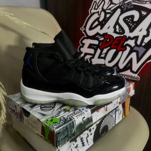 AIR JORDAN RETRO 11 COOL